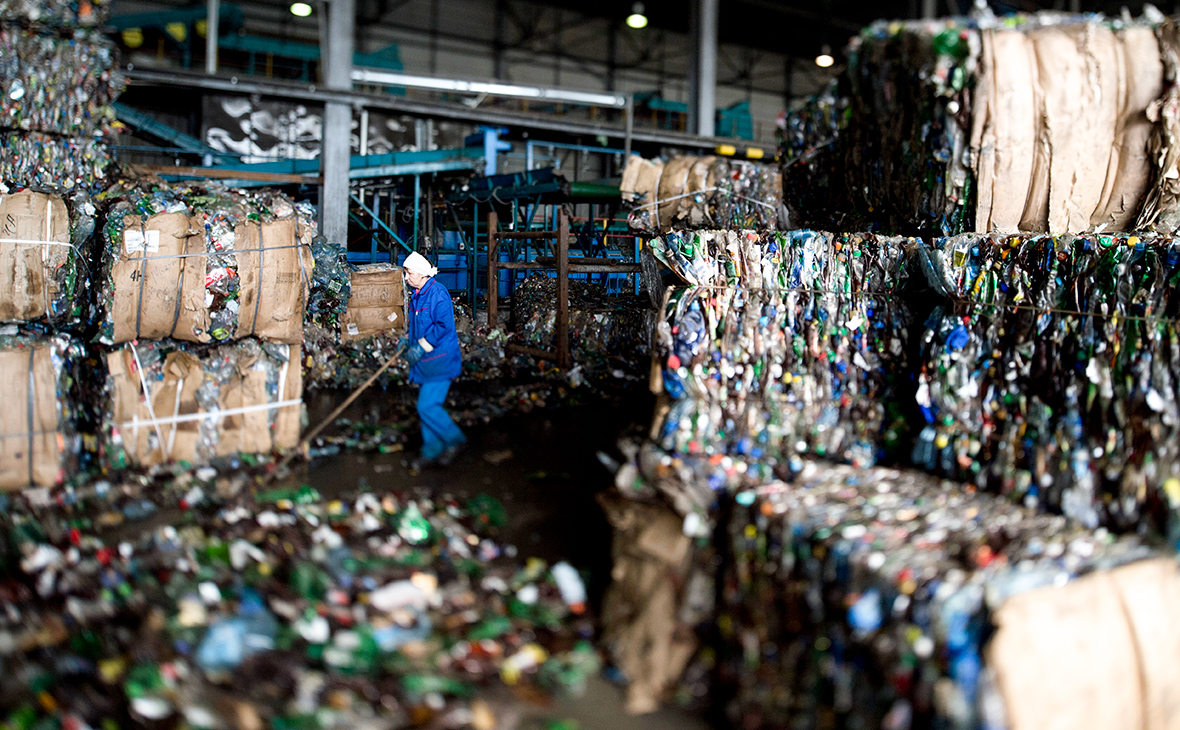 Как называются технологии которые нацелены на переработку. Завод Пларус. Завод переработки пластика. Утилизация пластиковых отходов.