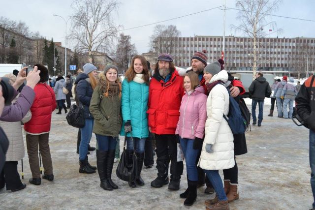Презентация старта "Онежского Поморья" в Петрозаводске. Улыбаемся и машем...  - фото 15