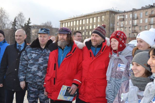 Презентация старта "Онежского Поморья" в Петрозаводске. Улыбаемся и машем...  - фото 31