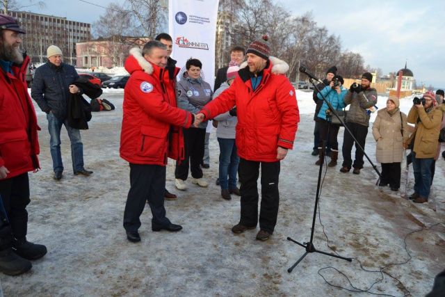 Презентация старта "Онежского Поморья" в Петрозаводске. Улыбаемся и машем...  - фото 54