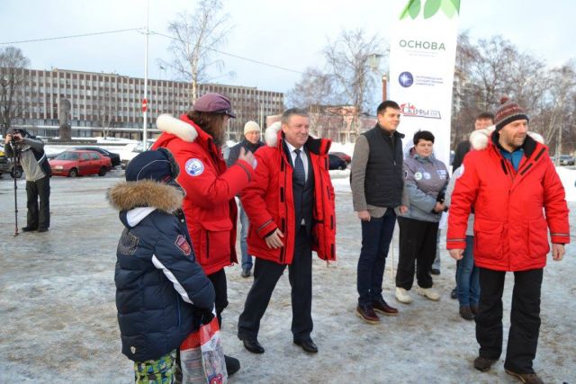 Презентация старта "Онежского Поморья" в Петрозаводске. Улыбаемся и машем...  - фото 65