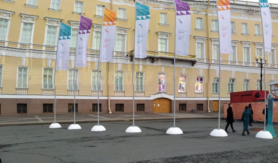Санкт-Петербургский культурный форум утонул в криминальной Мойке (ФОТО, ВИДЕО) - фото 4