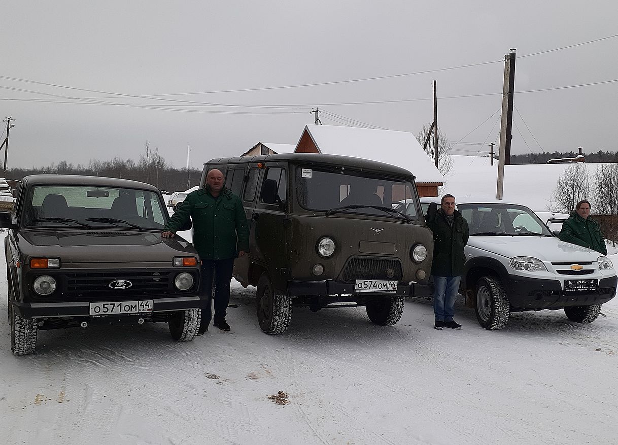 Работники Межевского лесничества получили три новых автомобиля в рамках реализации федерального проекта «Сохранение лесов» - фото 1