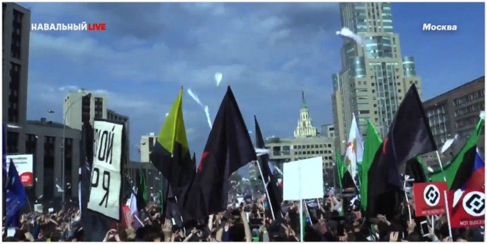 Митинг в Москве: за свободу и Телеграм - против мракобесия, цензуры, РКН и 282-й (ФОТО, ВИДЕО) - фото 19