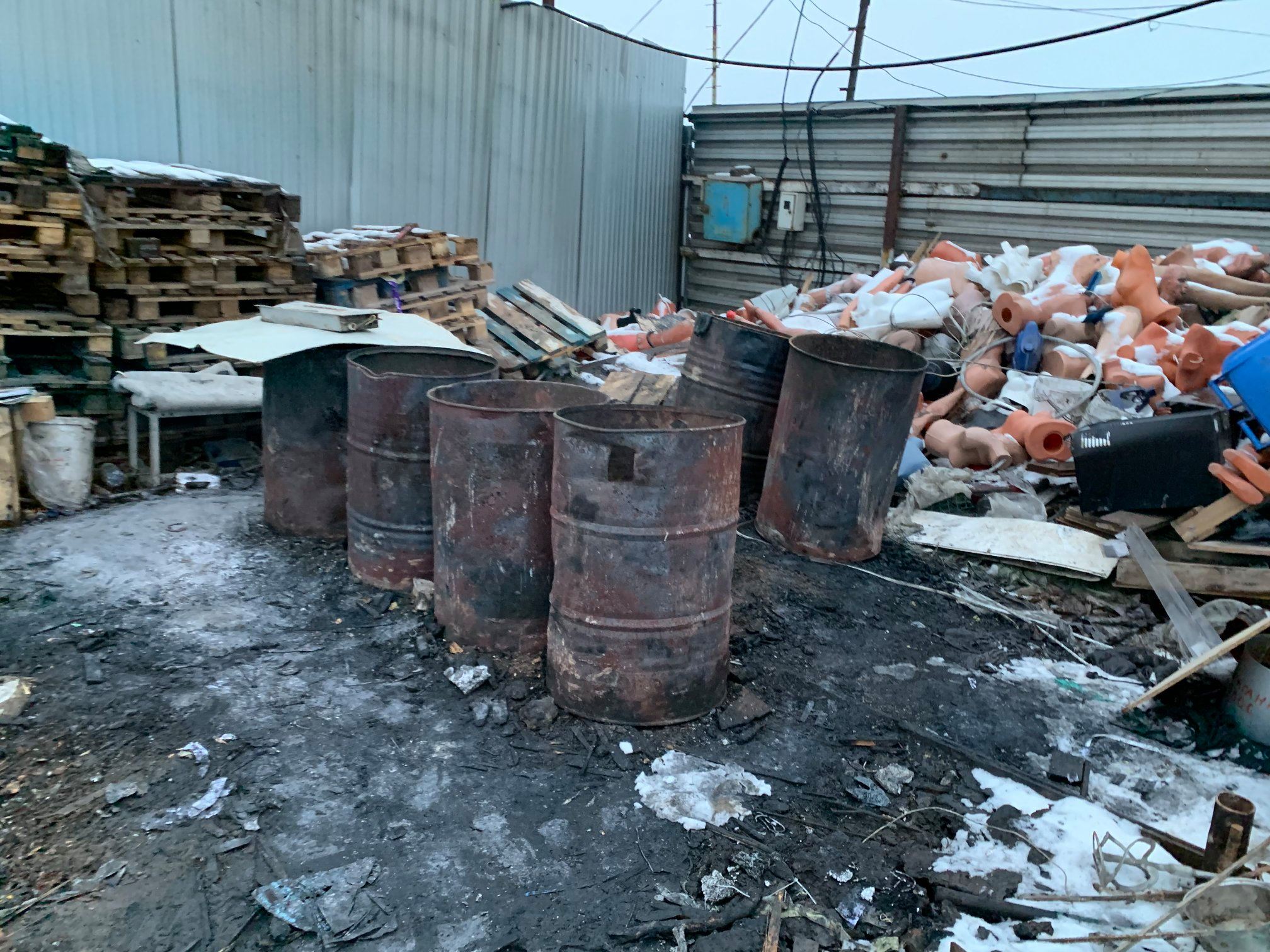 Инспекторами Департамента природопользования выявлен и пресечен факт незаконного сжигания отходов в ТиНАО - фото 4