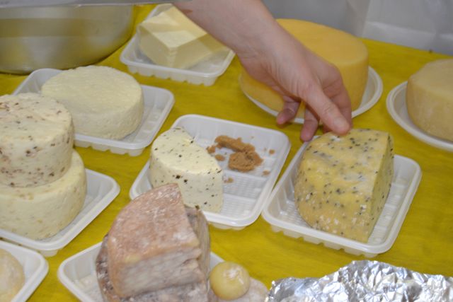 Сколько может кататься сыр в масле, если санкции - фото 25