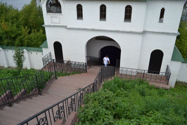 Светлана Медведева посетила Спасо-Преображенский мужской монастырь в городе Муроме - фото 36
