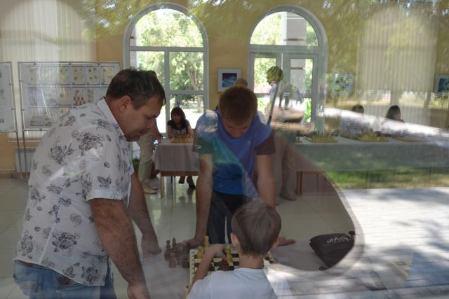 Аркадий Дворкович ищет кадры среди шахматистов  - фото 26