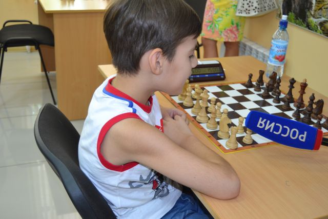 Аркадий Дворкович ищет кадры среди шахматистов  - фото 53