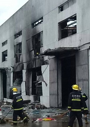 Взрыв на китайском автозаводе унес жизни 68 человек и еще более 100 человек серьёзно ранены - фото 7