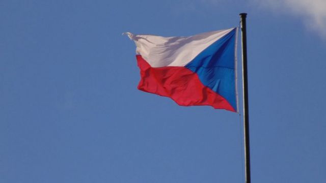 Злата Прага. Памятник маршалу Коневу. Всё ли то золото, что блестит? Обзор "ЭкоГрада" - фото 3