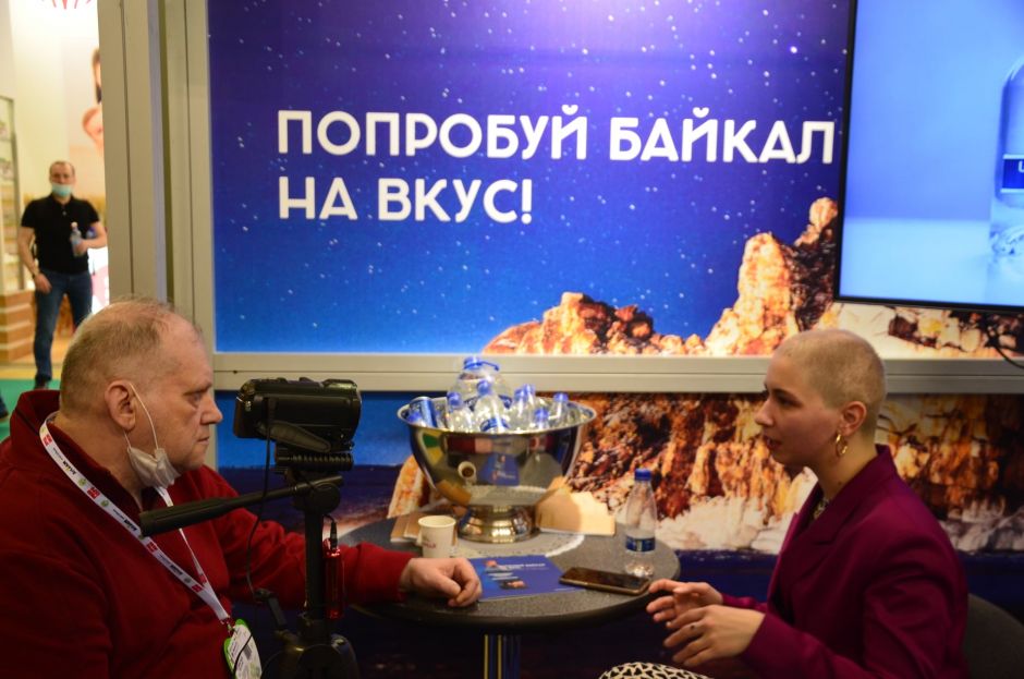  Бренд воды Legend of Baikal и  экологический проект Собиратор об экологичной упаковке для воды на Продэкспо 2021 - фото 13
