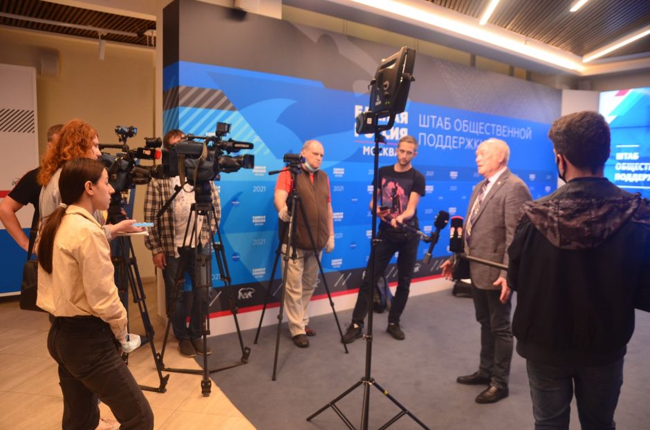 Академик Румянцев: драйвером развития фармацевтической и медицинской промышленности может стать система госзаказа - фото 4