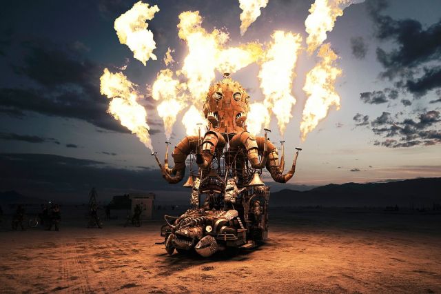 Вечный Огонь. Burning Man в стране пустынного сюра - фото 16