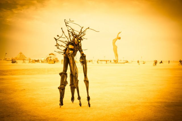 Вечный Огонь. Burning Man в стране пустынного сюра - фото 57