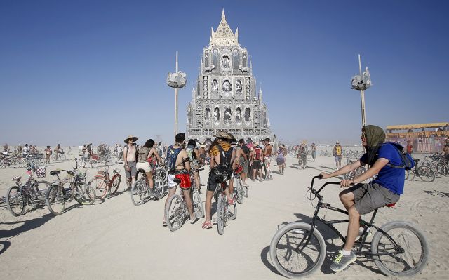 Вечный Огонь. Burning Man в стране пустынного сюра - фото 50