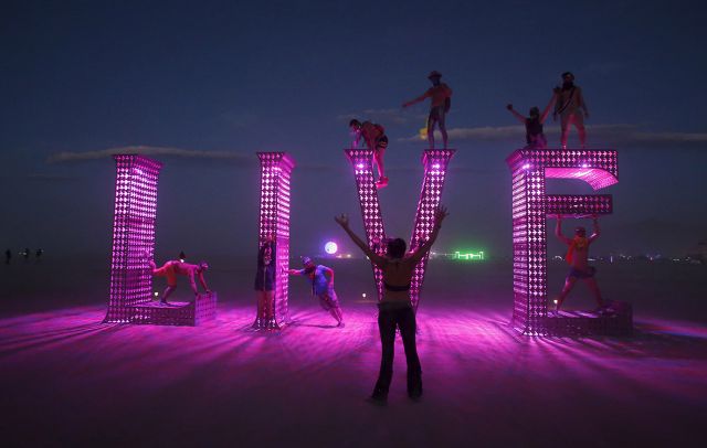 Вечный Огонь. Burning Man в стране пустынного сюра - фото 55