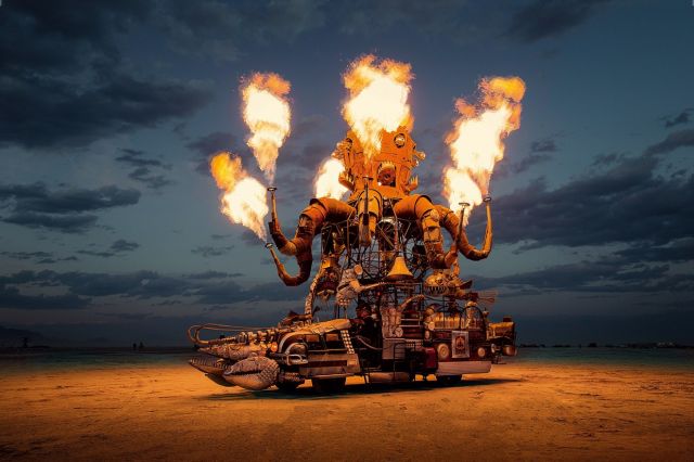 Вечный Огонь. Burning Man в стране пустынного сюра - фото 64