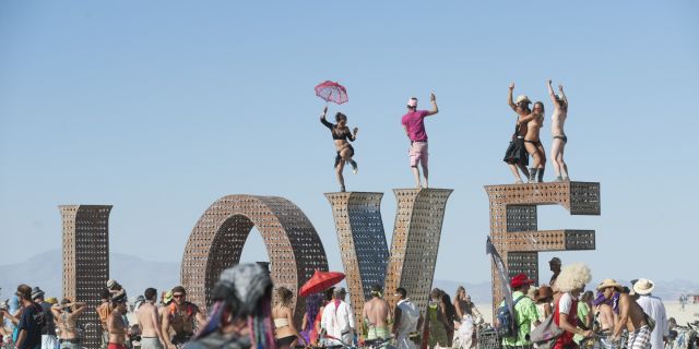 Вечный Огонь. Burning Man в стране пустынного сюра - фото 78