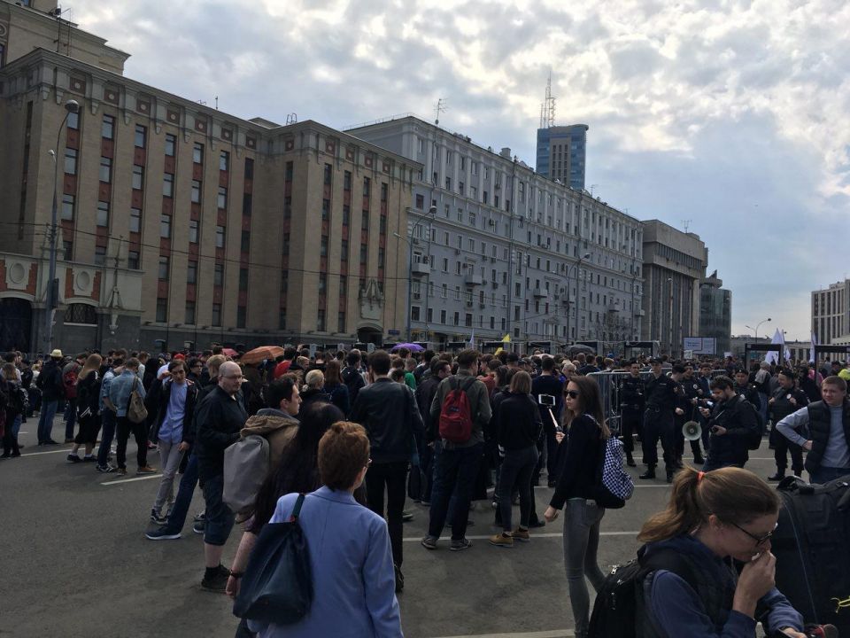 Митинг в Москве: за свободу и Телеграм - против мракобесия, цензуры, РКН и 282-й (ФОТО, ВИДЕО) - фото 11