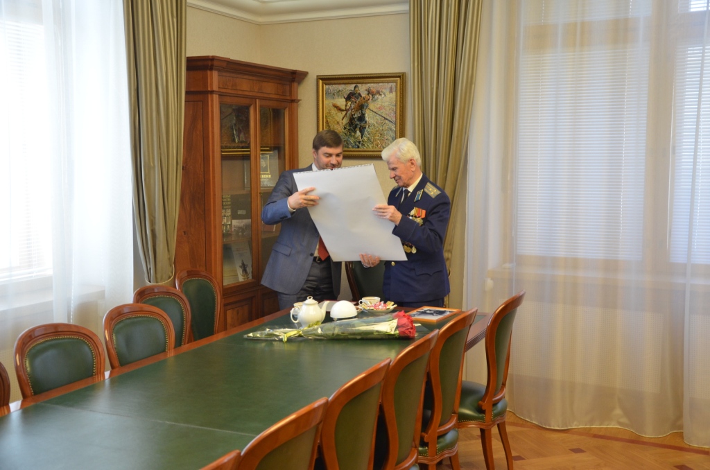  Сергей Железняк получил уникальную фотографию Гагарина  - фото 7