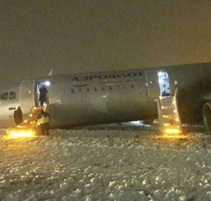 Самолет вылетел из москвы в калининград