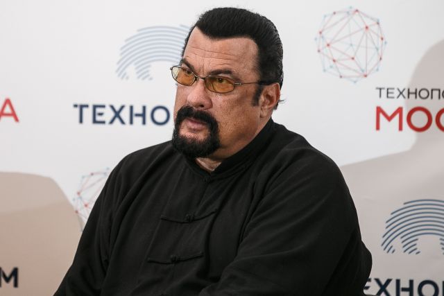 Стивен Сигал пошёл по пути Депардьё - фото 2