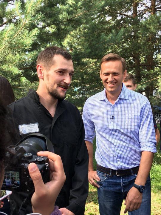 Олег Навальный вышел на свободу - фото 1