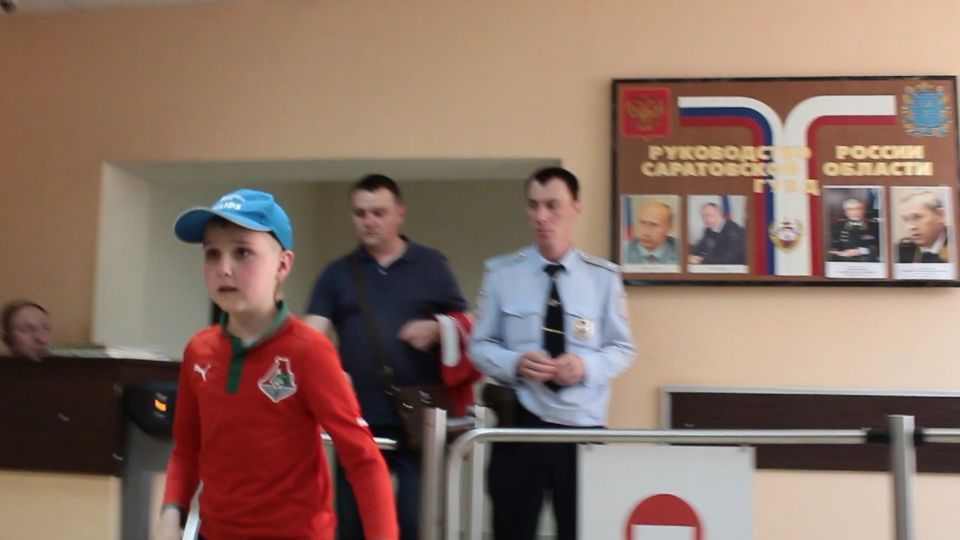На акциях протеста в России задержаны два особо опасных преступника (ФОТО, ВИДЕО) - фото 5