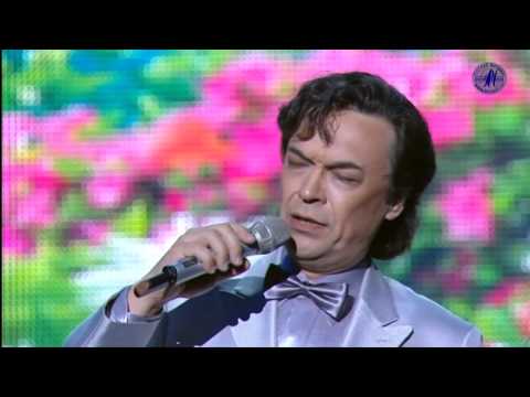 Баритон Михаил Луконин погиб в аварии на трассе Петербург-Псков - фото 1