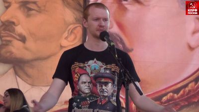 Коммунистическая рыжая надежда Денис Парфёнов - фото 1