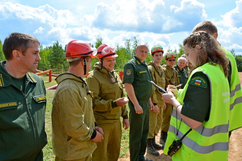Лесопожарная служба Смоленщины выбрала лучшего лесного пожарного - фото 3