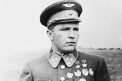 Дважды Герой Советского Союза Григорий Краченко - фото 1