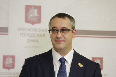 Председатель Мосгордумы поздравил сотрудников органов внутренних дел с профессиональным праздником - фото 1