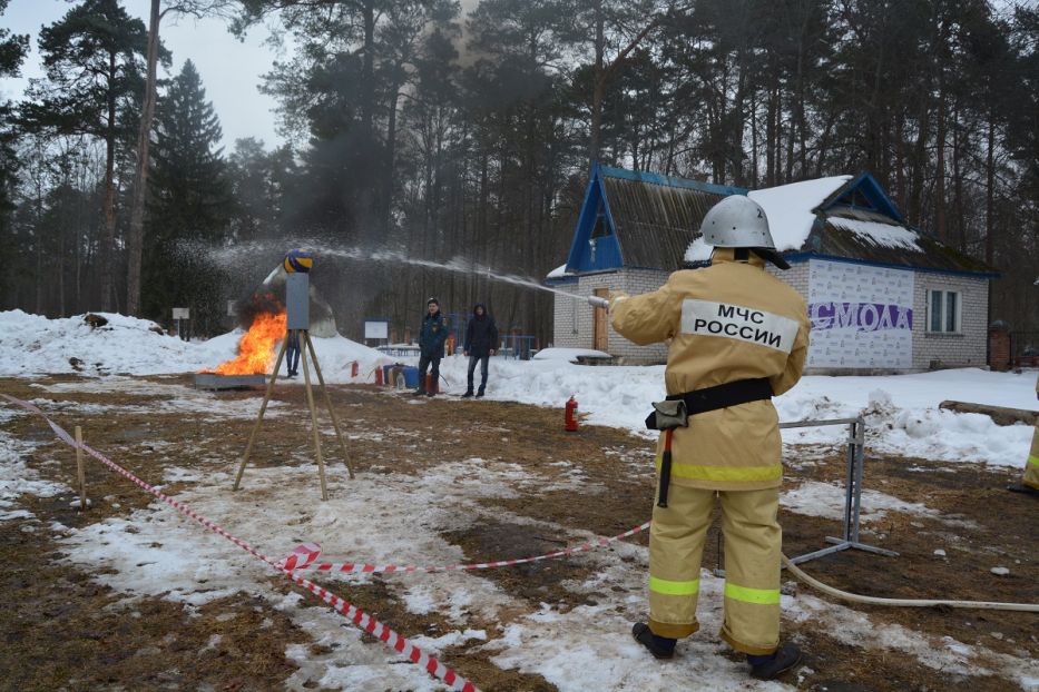 Будущие спасатели приняли участие в региональном этапе олимпиады профессионального мастерства в Смоленске - фото 11