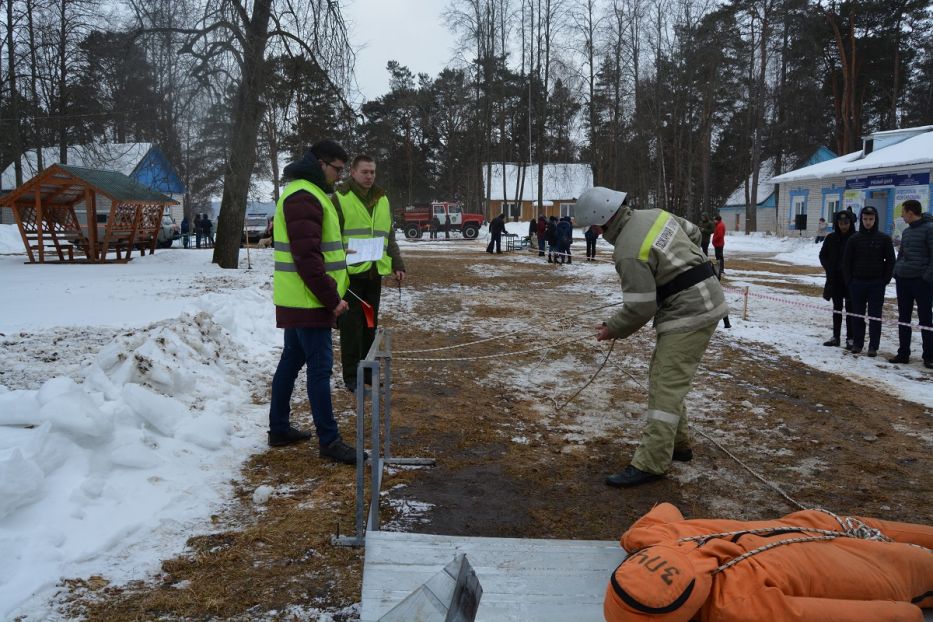 Будущие спасатели приняли участие в региональном этапе олимпиады профессионального мастерства в Смоленске - фото 6