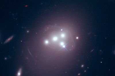Темная материя должна быть абсолютно черной, заявили астрономы - фото 1