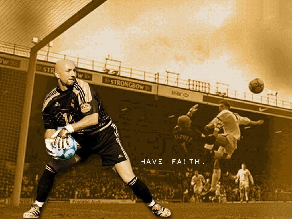 Один из лучших футбольных голкиперов Фабьен Бартез - фото 8