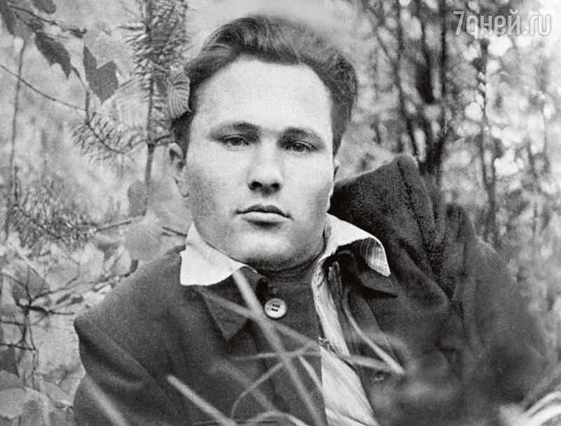 "И после непременной бани, Чист перед Богом и тверёз, Взял да и умер он всерьёз — Решительней, чем на экране", - Высоцкий в память Василия Макаровича Шукшина - фото 3
