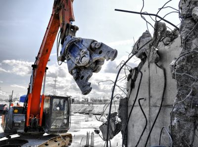 Самовольно возведенная пристройка к жилому дому демонтирована в Северном Измайлово - фото 1