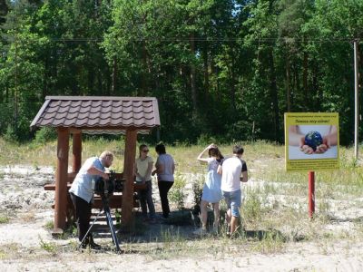 Тамбовским  журналистам  показали обустроенные  места  отдыха в лесу - фото 1