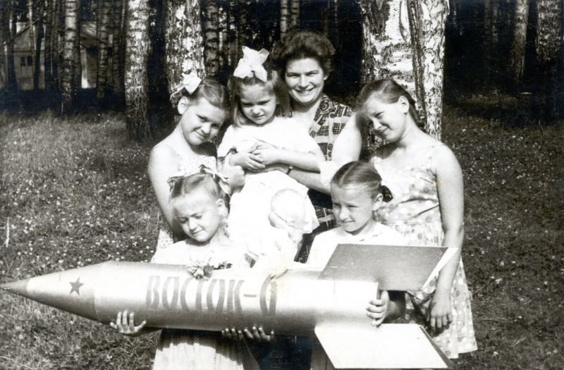 "Небо, сними шляпу!" - к 55-летию космического полета Валентины Терешковой - фото 13