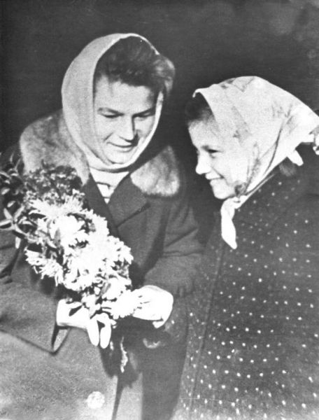 "Небо, сними шляпу!" - к 55-летию космического полета Валентины Терешковой - фото 10
