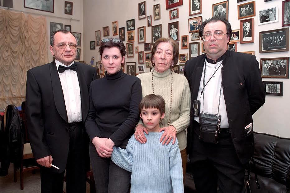 Сестра и жена гениев - Натела Товстоногова - фото 6