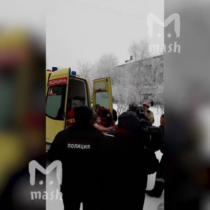 Когда псы оказались шавками. Резня в пермской школе, есть раненые (СПИСОК ПОСТРАДАВШИХ, ФОТО, ВИДЕО) (18+) - фото 5