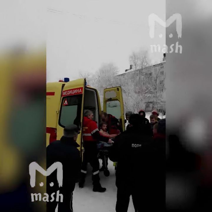 Когда псы оказались шавками. Резня в пермской школе, есть раненые (СПИСОК ПОСТРАДАВШИХ, ФОТО, ВИДЕО) (18+) - фото 2