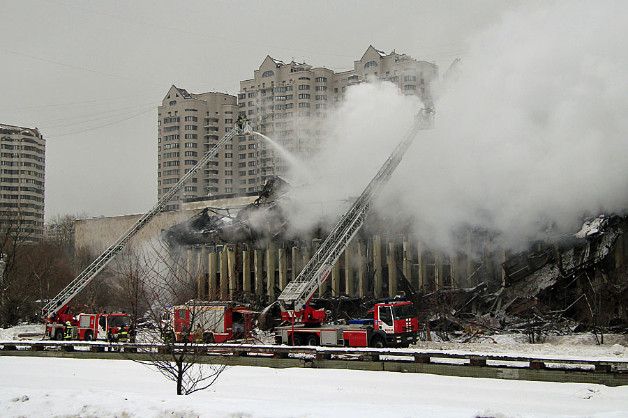 Пожар в библиотеке Института научной информации по общественным наукам РАН - фото 2