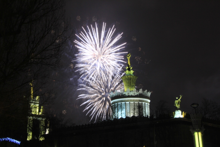 Новогодняя ночь в Москве. ВДНХ (ВВЦ) - фото 24