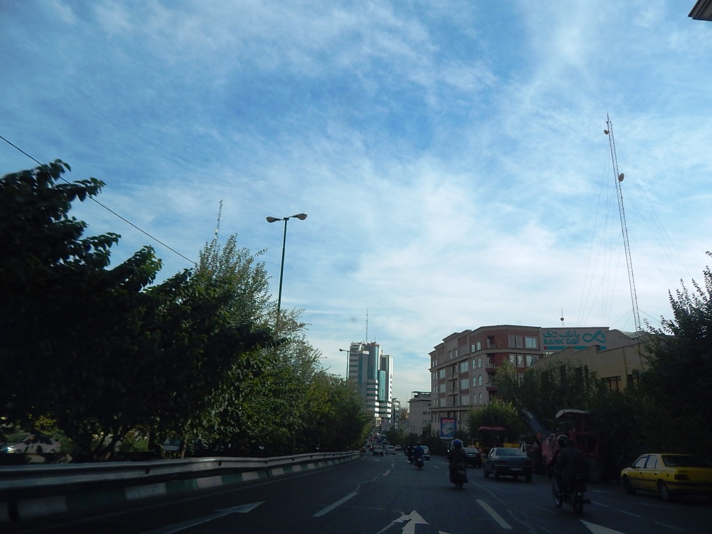  Джордж Лаврадор: "Тегеран. Бульвар  колхозников" - фото 2