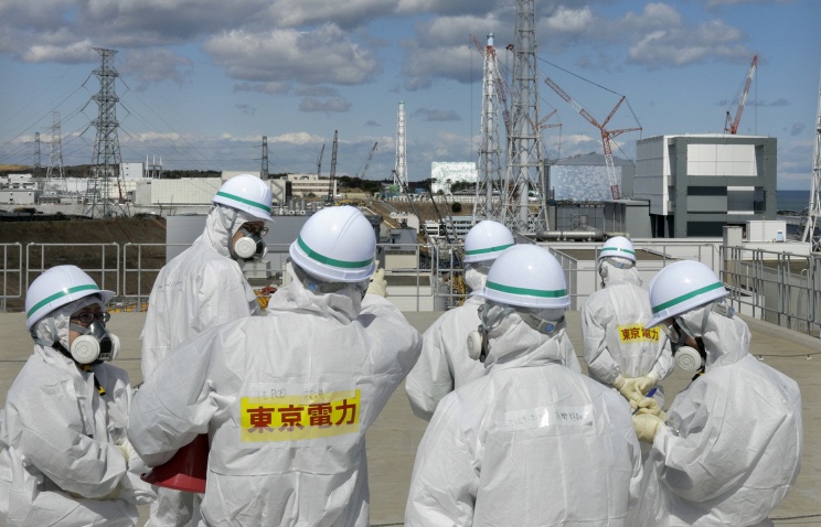 В стене "Фукусимы" образовалась гигантская трещина - фото 1